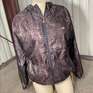 New balance wind breaker*